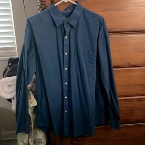 Izod long sleeve dress shirt